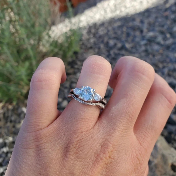 Pristine 1.50ct White Sapphire Dual Wedding Ring Set sz 5 2-pc - Picture 1 of 6